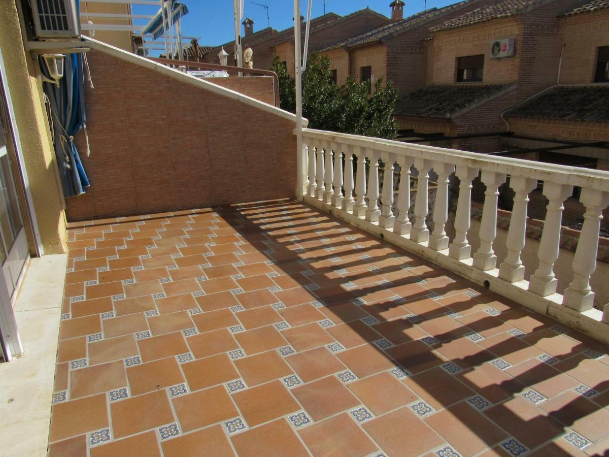 La Casa De Burgui Villa Burguillos de Toledo Esterno foto